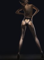 Transparente Feinstrumpfhose mit verführerischem Muster in Herzform von Fiore Transparente Feinstrumpfhose mit verführerischem Muster in Herzform von Fiore