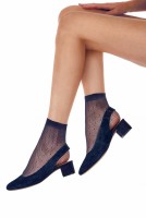 Weiche Netzsöckchen mit zarten Pünktchen Spot Net von Pretty Polly Weiche Netzsöckchen mit zarten Pünktchen Spot Net von Pretty Polly