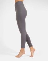 Nahtlose Leggings mit einem komfortablen Taillenbund mit figurformendem Effekt von Cette Nahtlose Leggings mit einem komfortablen Taillenbund mit figurformendem Effekt von Cette